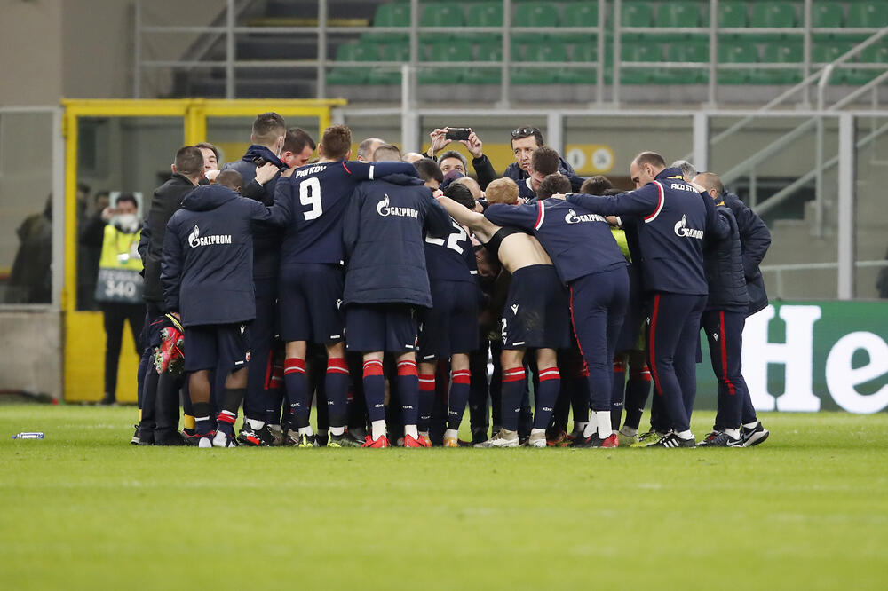 Fudbaleri Zvezde nakon meča u Milanu, Foto: AP