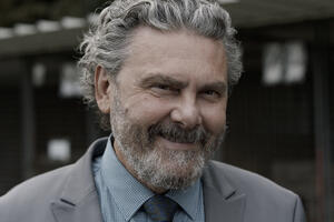 Novine 3: Gradonačelnikova supruga u kućnom pritvoru