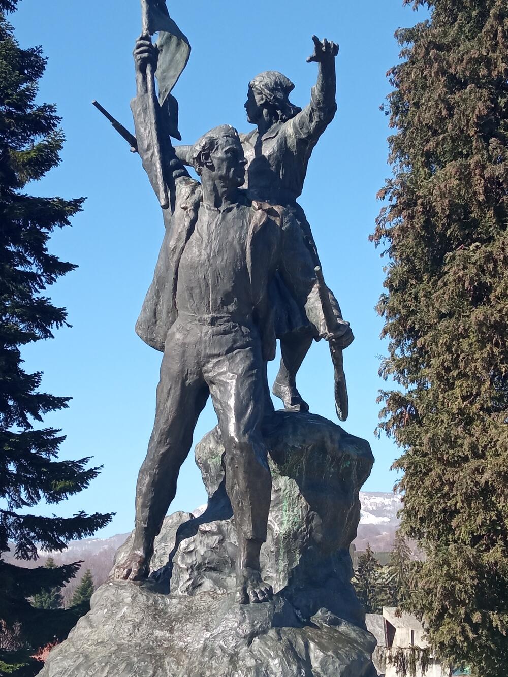 <p>Spomenik je nastao u vrijeme kada je Kolašin zacjeljivao duboke rane iz Narodnosolobodilačke borbe</p>