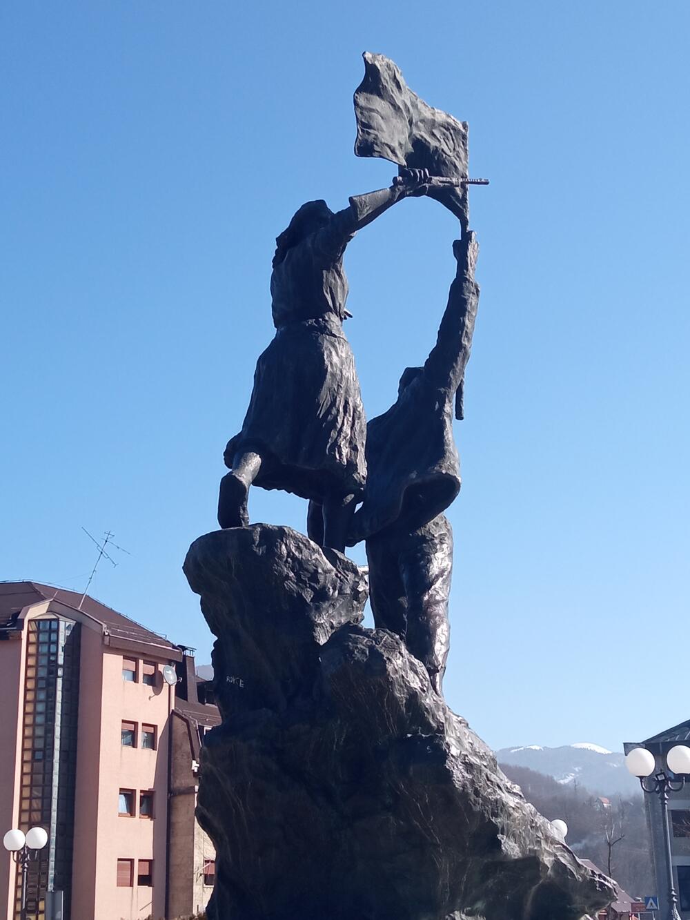 <p>Spomenik je nastao u vrijeme kada je Kolašin zacjeljivao duboke rane iz Narodnosolobodilačke borbe</p>