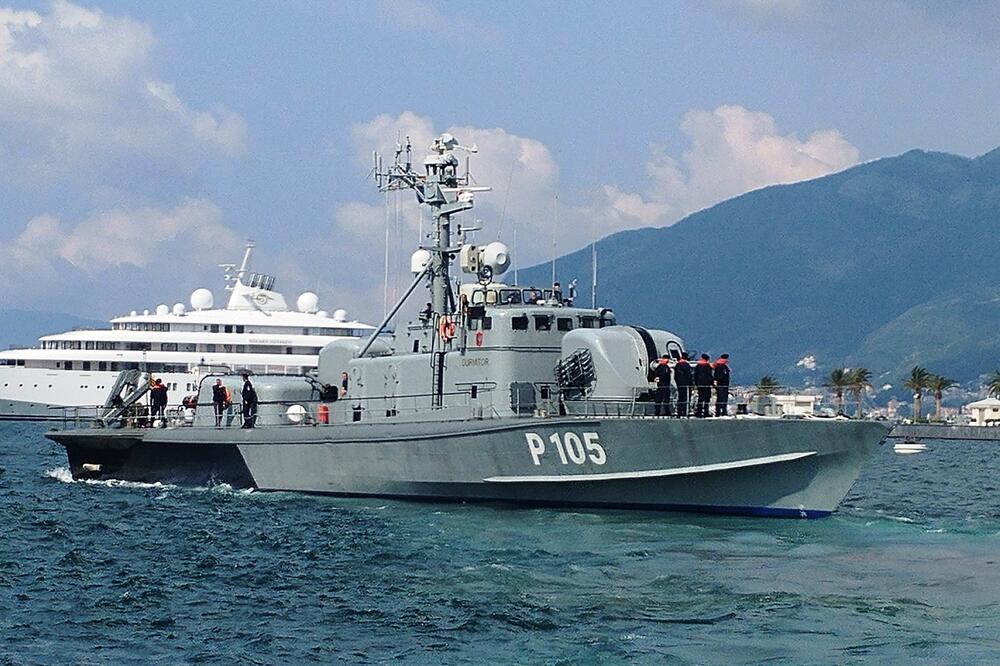 I dalje nije za sigurnu plovidbu: Patrolni brod P-105 "Durmitor", Foto: Siniša Luković