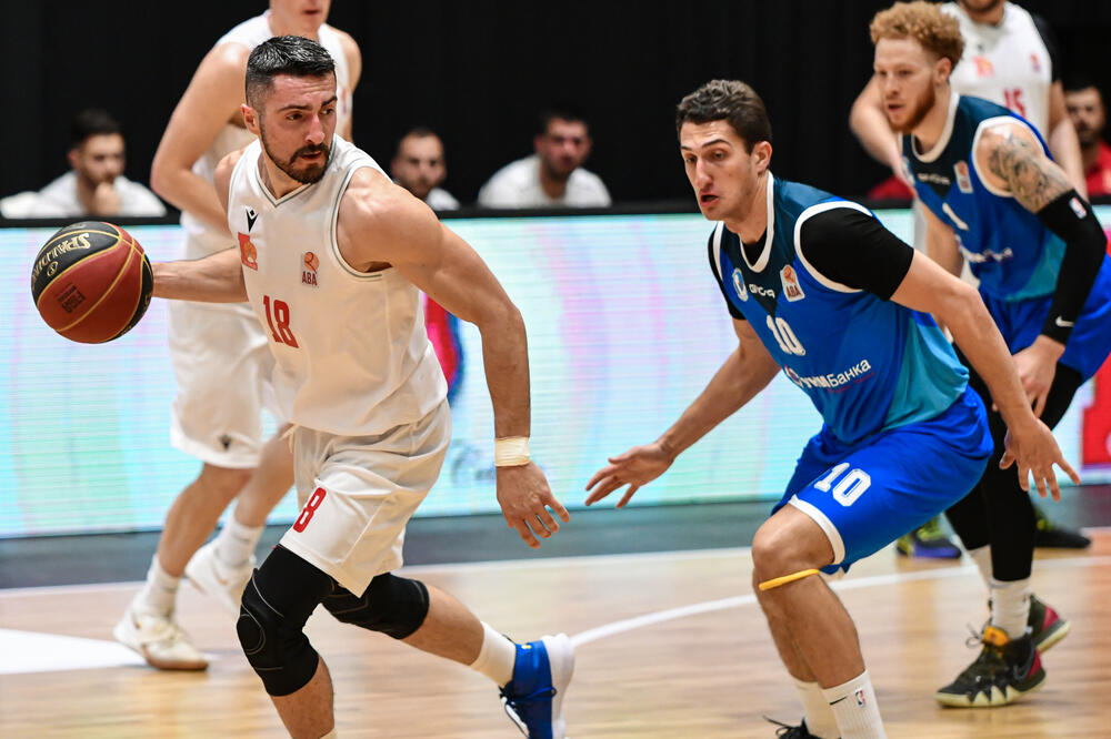 Milutin Đukanović na meču sa MZT-om, Foto: ABA liga/Dragana Stjepanović