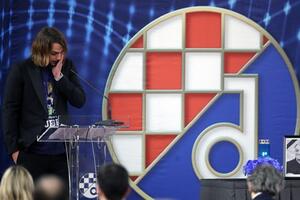 Hrvatska se oprostila od Cica, sin Niko u suzama: Naučio si me da...