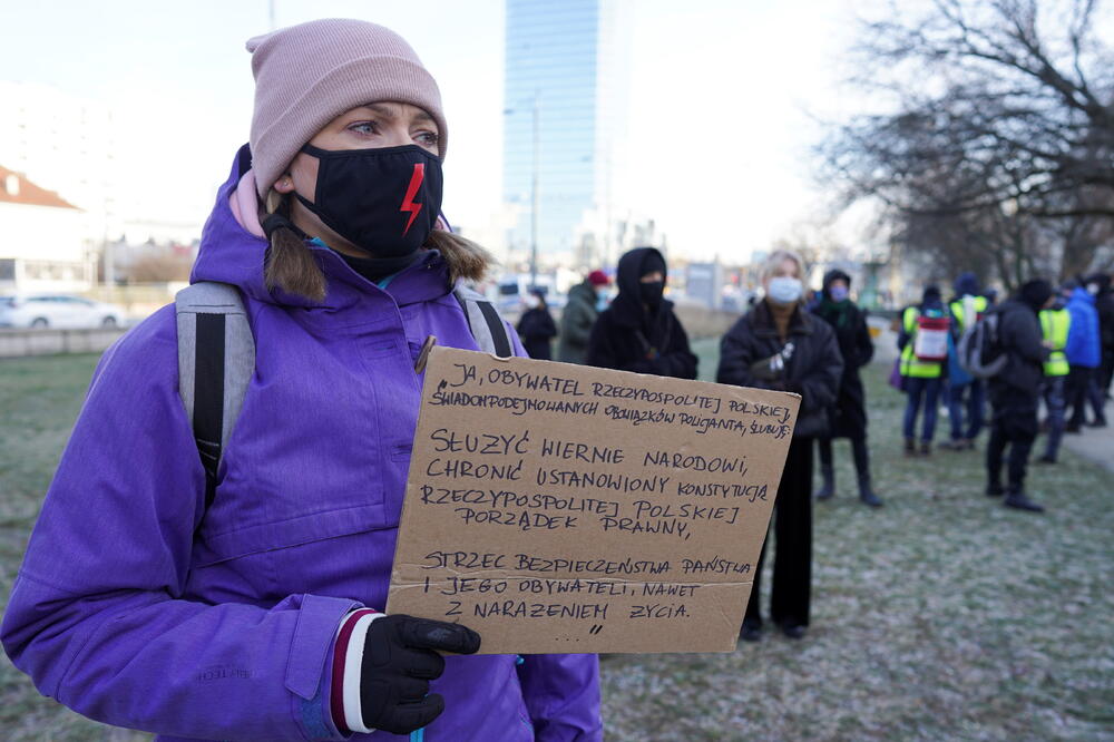 Sa protesta protiv zabrane abortusa u Varšavi, Foto: Reuters