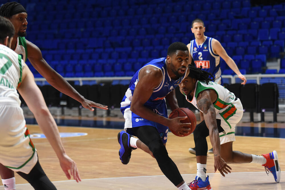 Melvin Edžim na meču sa Cedevita Olimpijom, Foto: Savo Prelević