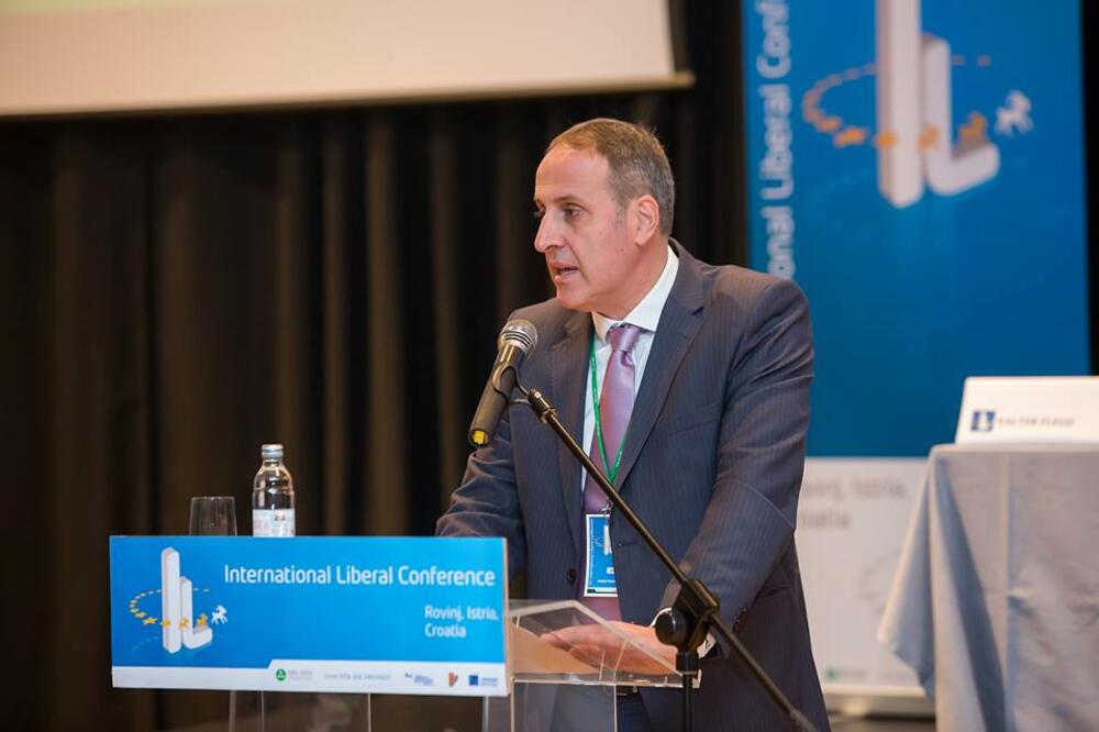 Popović, Foto: Liberalna partija