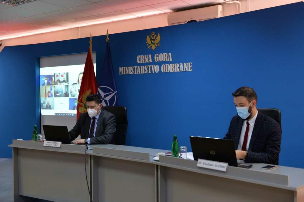 Sa sastanka, Foto: MVP