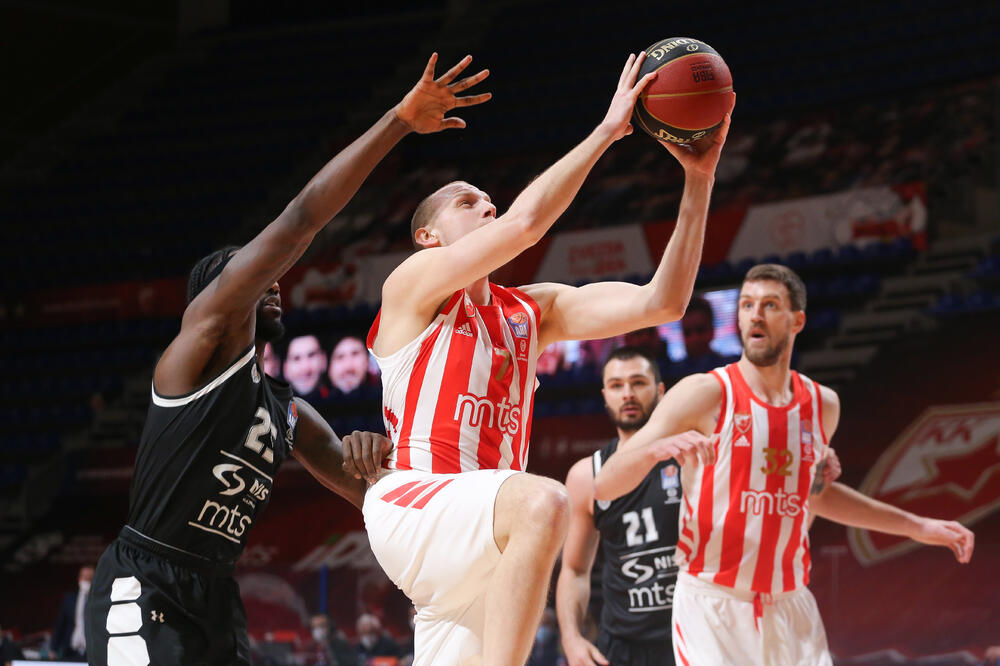 Partizan je i prije derbija izgubio šanse za plej-of, Foto: Aba-liga.com