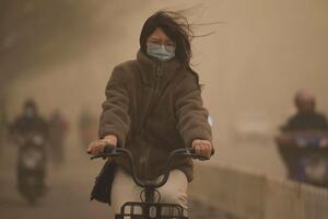 Kina i vrijeme: Apokaliptične slike najjače pješčane oluje u...