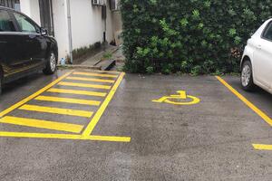 UMHCG: Nisu ispoštovani standardi pristupačnosti parking mjesta za...