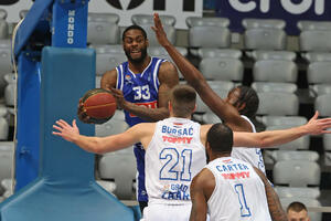 Budućnost prošetala kroz Zadar