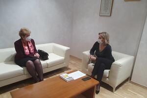 Plugčijeva: Bugarska ambasada podržala nabavku medicinske opreme...