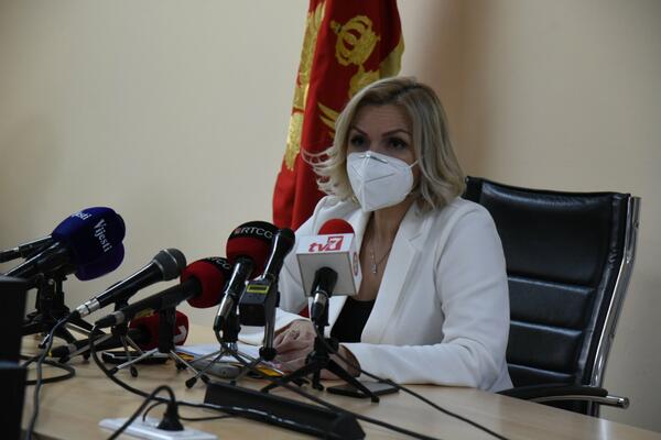 Borovinić Bojović: Stiže veća količina vakcina, dnevno bi se moglo...