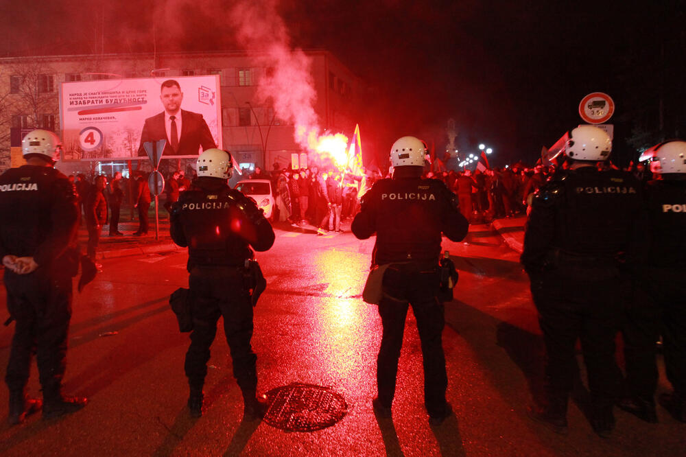 Izborna noć u Nikšiću, Foto: Luka Zeković