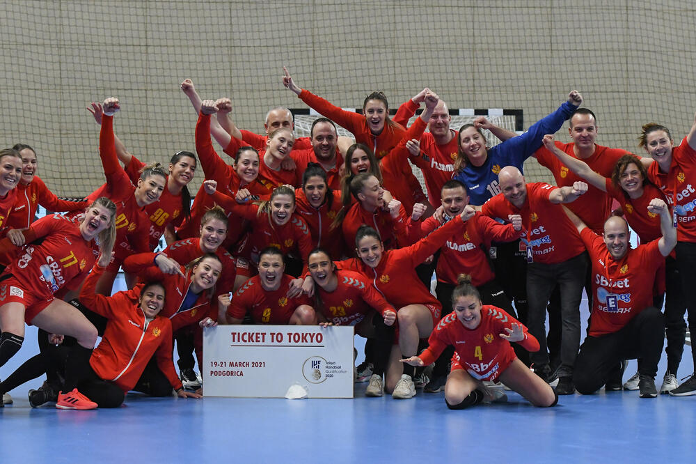 Ženska rukometna reprezentacija Crne Gore, Foto: Savo Prelević