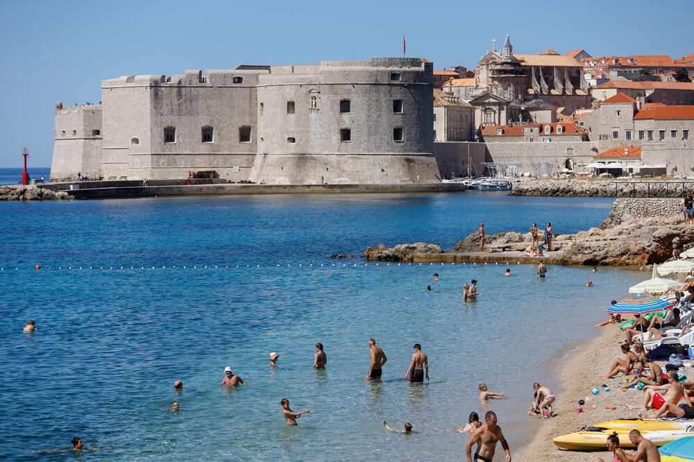 Hrvatska je prošle godine imala 60 odsto manje gostiju u odnosu na 2019, Foto: REUTERS