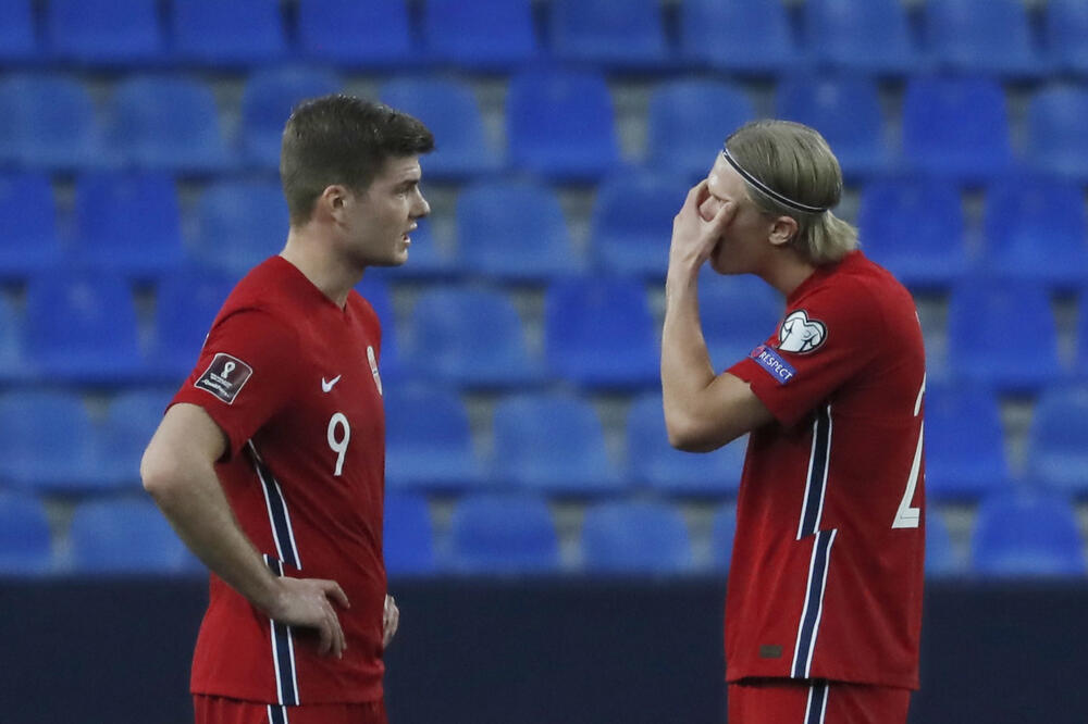 Slab početak Norvežana: Serlot i Haland, Foto: Reuters