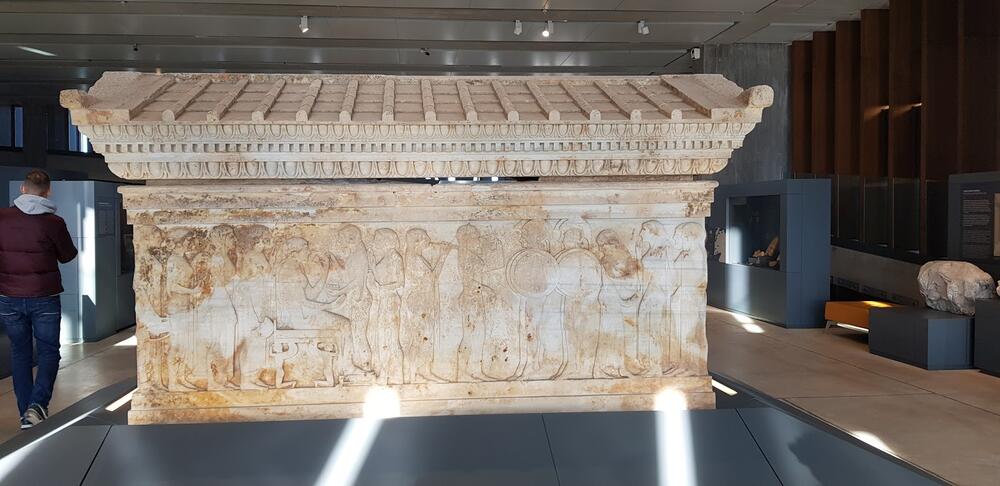 Odično očuvan sarkofag u muzeju u Troji
