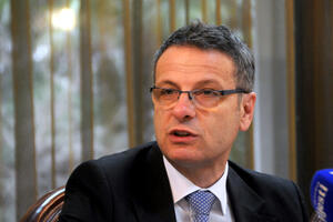 Garčević: Sanctions against Mićunović and Davidović are a clear message to the current...