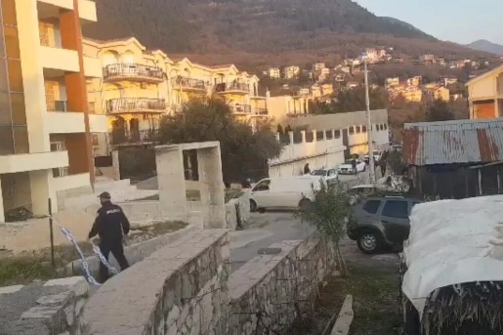 Pretresi u naselju Kavač, Foto: screenshot/Lupa