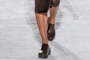 Nakon pola vijeka: Ova vrsta obuće ponovo je hit