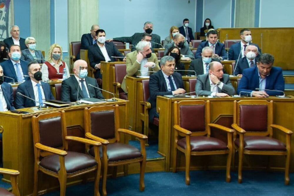 Poslanici DF-a, Foto: Screenshot