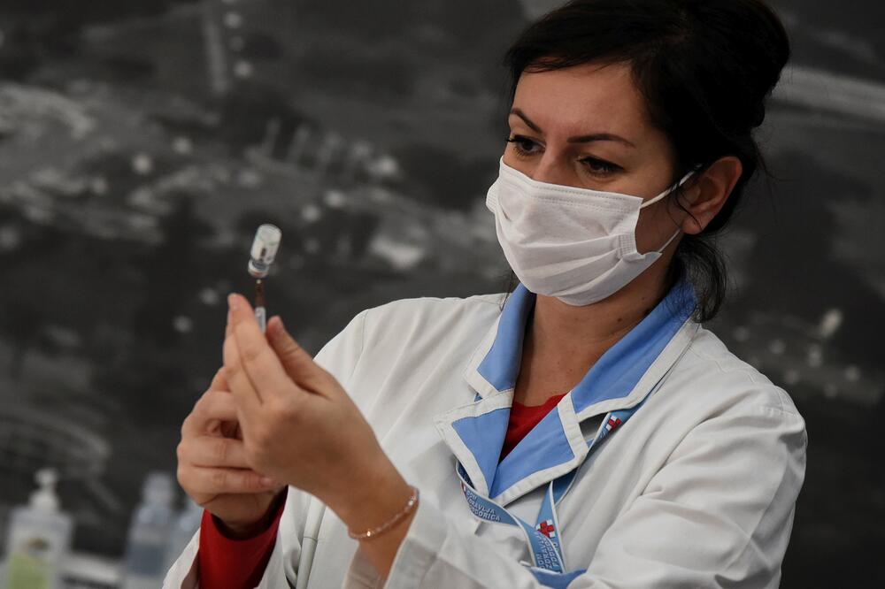 Sa vakcinacije u Podgorici, Foto: Luka Zeković