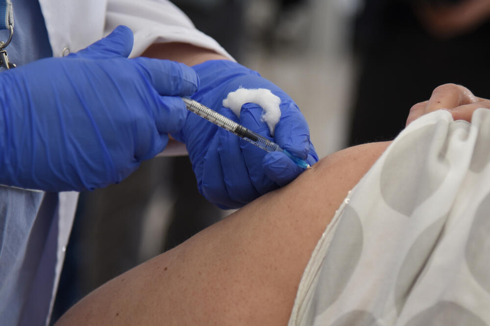 Vakcinisanje u Podgorici, Foto: Savo Prelević