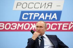 Rusija i ustavne promjene: Putin potpisao zakon - može još dva...