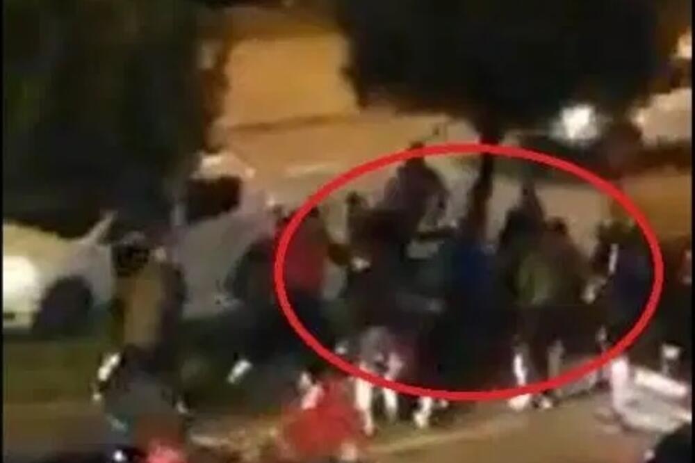 Napad na Vukićevića snimljen telefonom, Foto: Screenshot