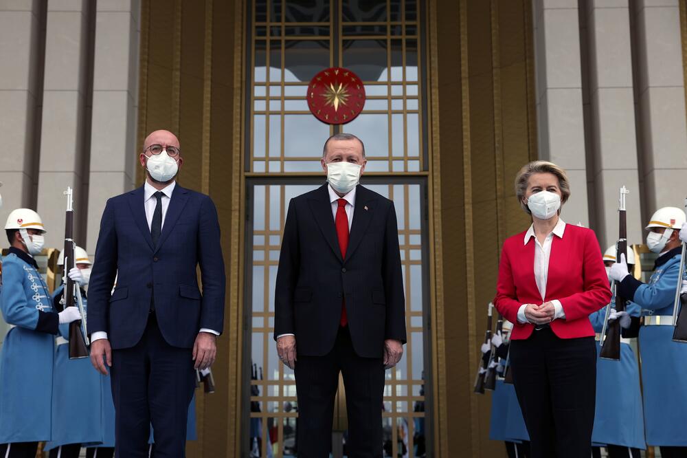 Mišel, Erdogan i Fon der Lajen, Foto: Reuters