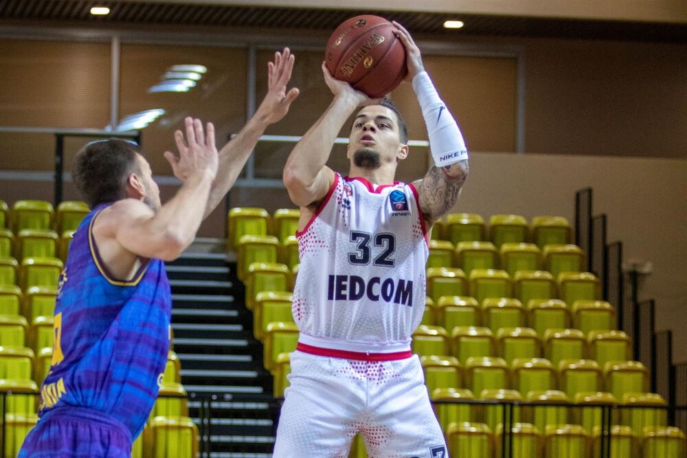 Rob Grej je bio najefikasniji sa 25 poena, Foto: Eurocupbasketball.com