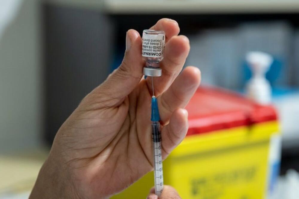Stručnjaci kažu da različiti faktori ometaju globalno uvođenje vakcina protiv Kovida-19, Foto: Getty Images
