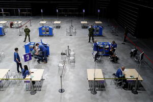 Otvoren najveći češki centar za vakcinaciju, čeka se na vakcine