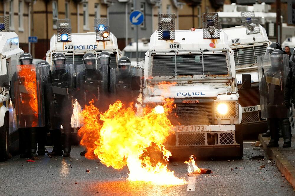 Neredi u Belfastu, Foto: REUTERS