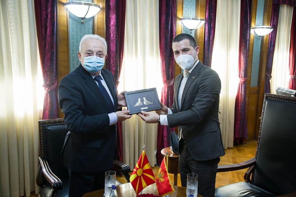 Bečić sa Trpkoskim, ambasadorom Sjeverne Makedonije, Foto: Skupstina.me