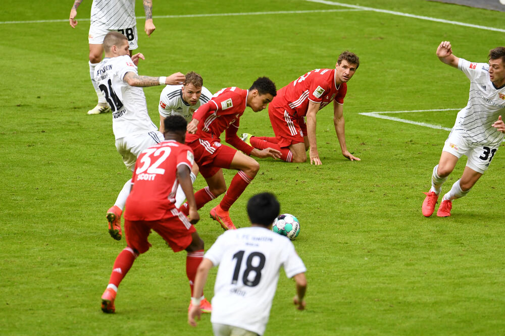 Džamal Musijala postiže gol za Bajern, Foto: Reuters