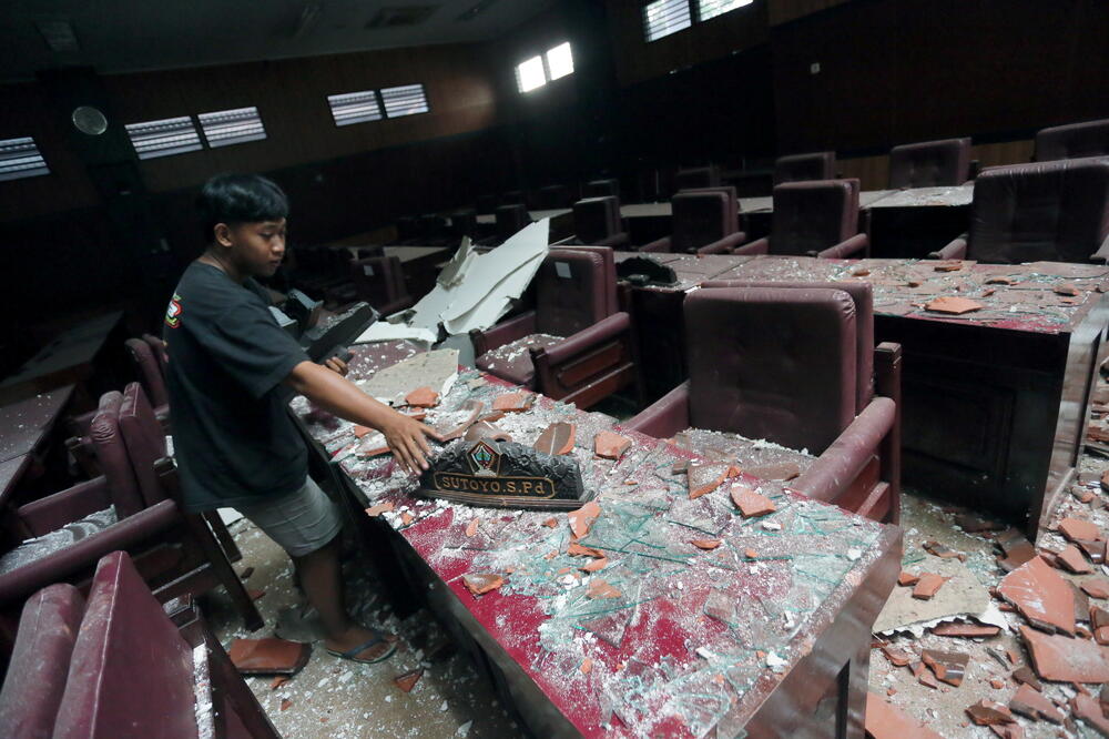 Posljedice zemljotresa, Foto: Reuters