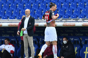 Milan osvojio "Tardini", Ibrahimović isključen