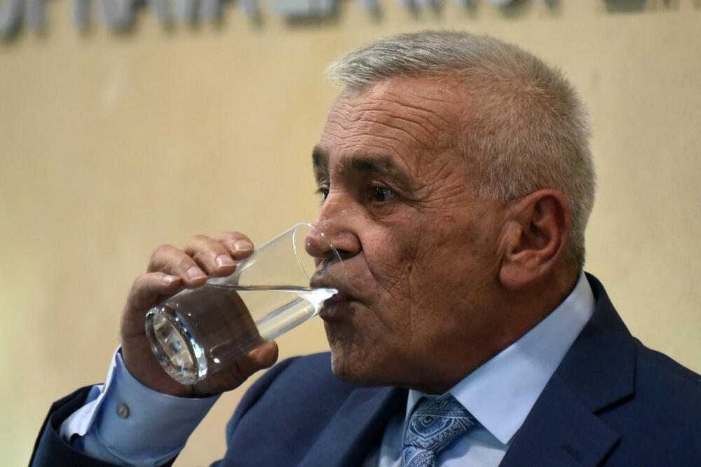 Samo pet od 57 “ugovoraca” raspoređeno na primorju: Košuta, Foto: Boris Pejović