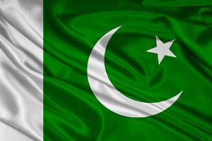 Pakistan: U eksploziji bombe poginuo policajac, ranjeno 15 osoba