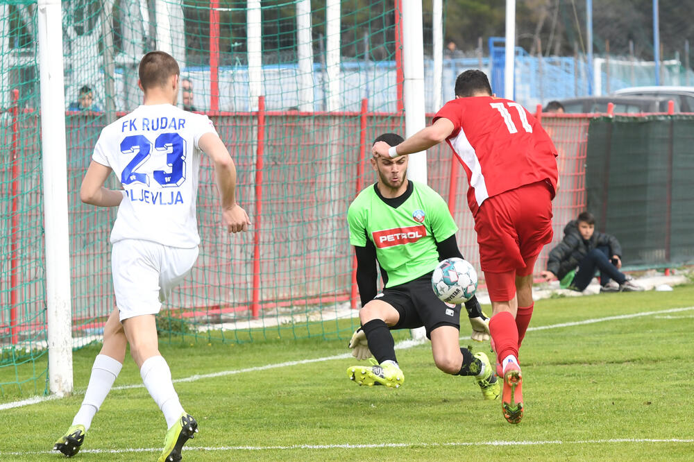 Sa meča OFK Titograd - Rudar, Foto: Savo Prelević