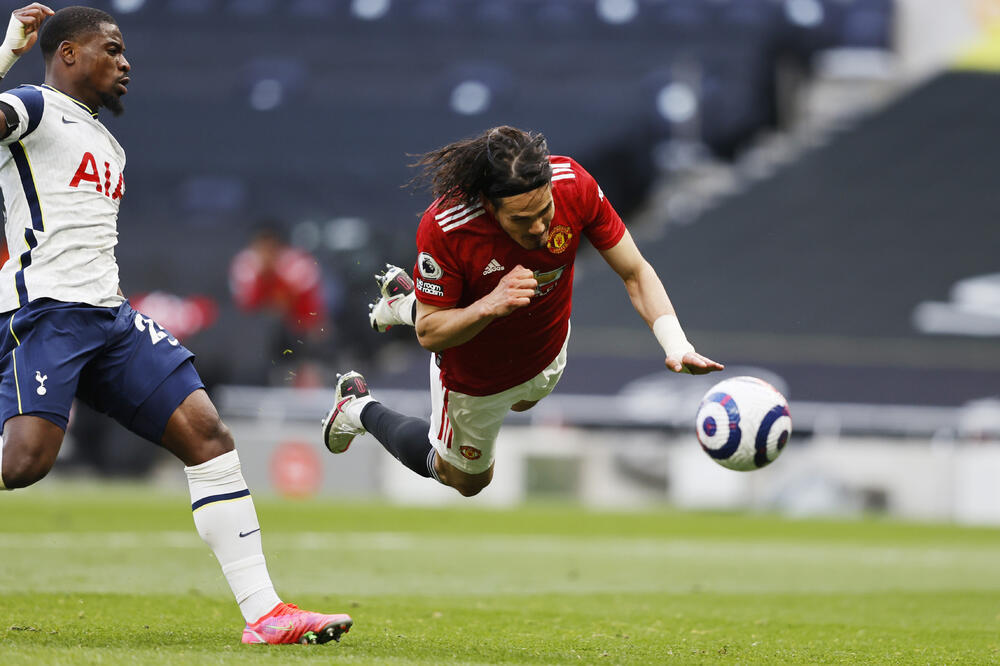 Kavani je manirom vrhunskog napadača pogodio za preokret, Foto: REUTERS