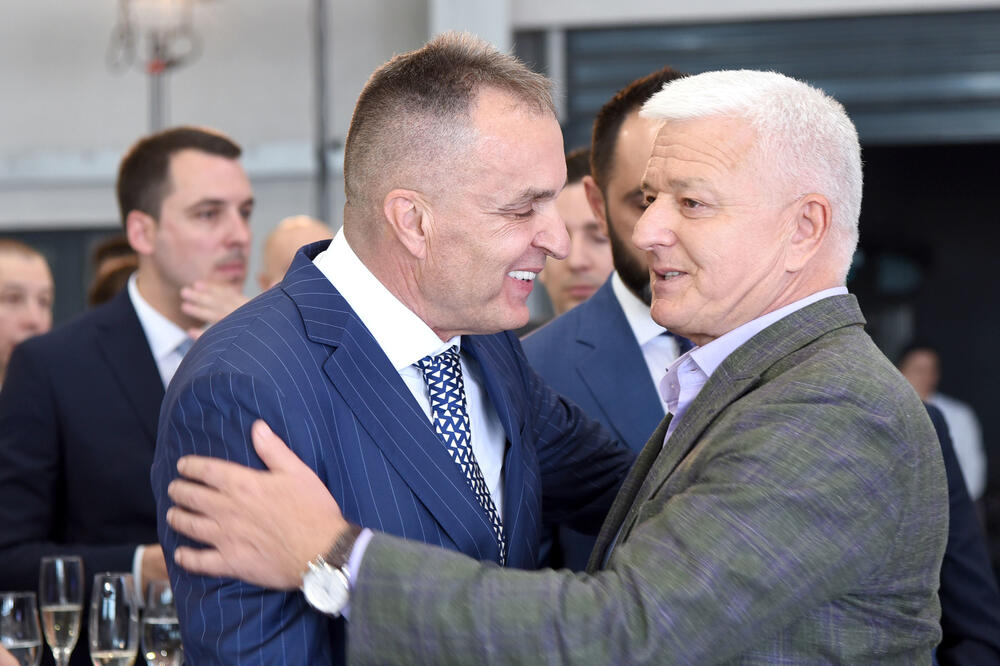 Vlasnik Uniproma Pejović i nekadašnji premijer Marković, Foto: Zoran Đurić