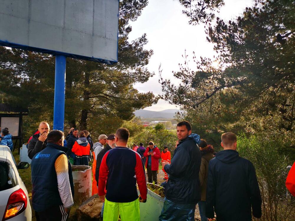 <p>Djevojčica je nađena u šumarku između tunela Vrmac i objekta KIPS-a u industrijskoj zoni Kotora</p>