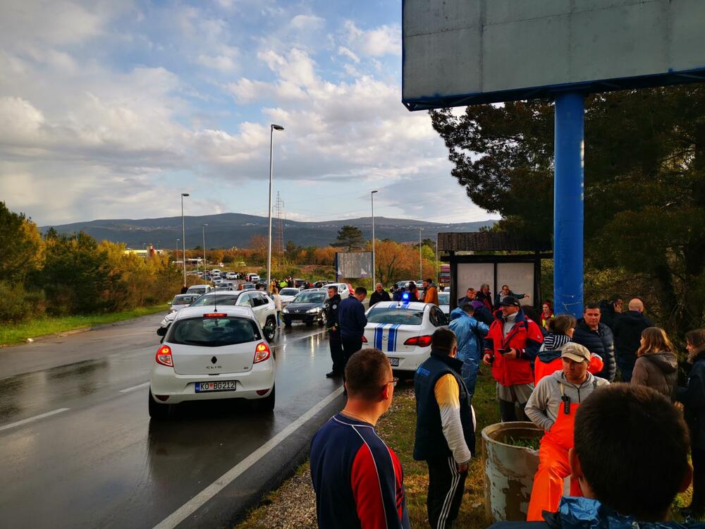 <p>Djevojčica je nađena u šumarku između tunela Vrmac i objekta KIPS-a u industrijskoj zoni Kotora</p>