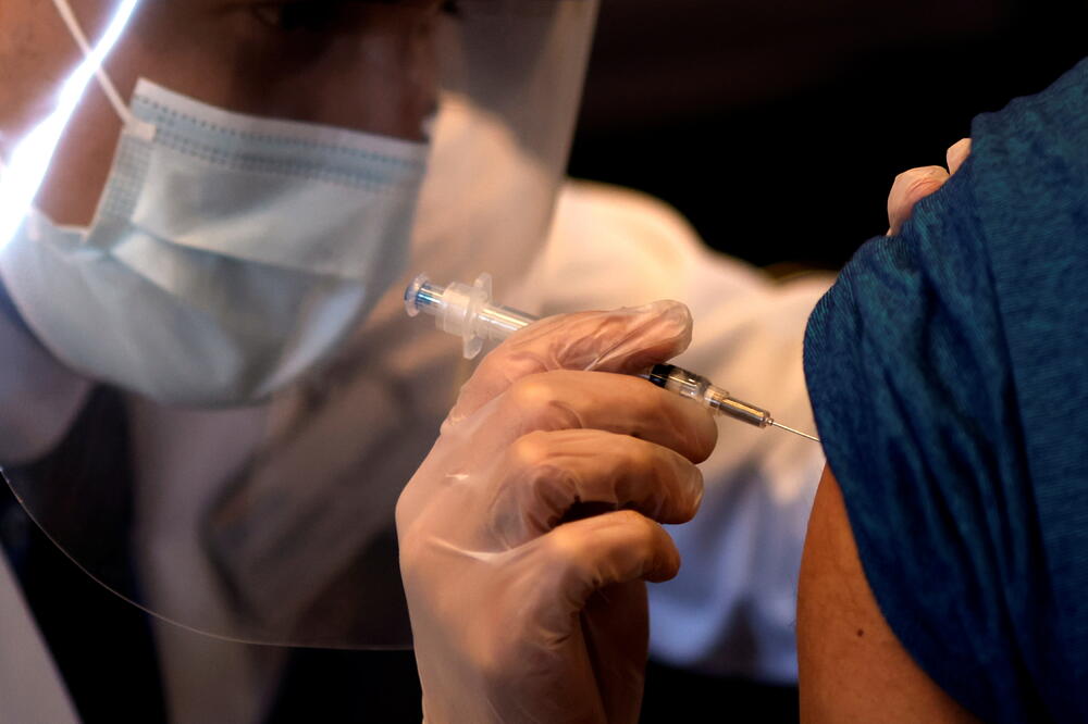 U SAD je vakcinu Džonson & Džonson primilo 6,8 miliona ljudi, Foto: REUTERS