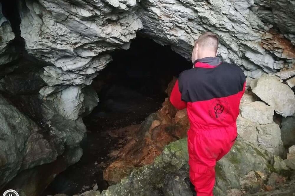 Ulaz u pećinu, Foto: PSD Vučja stopa