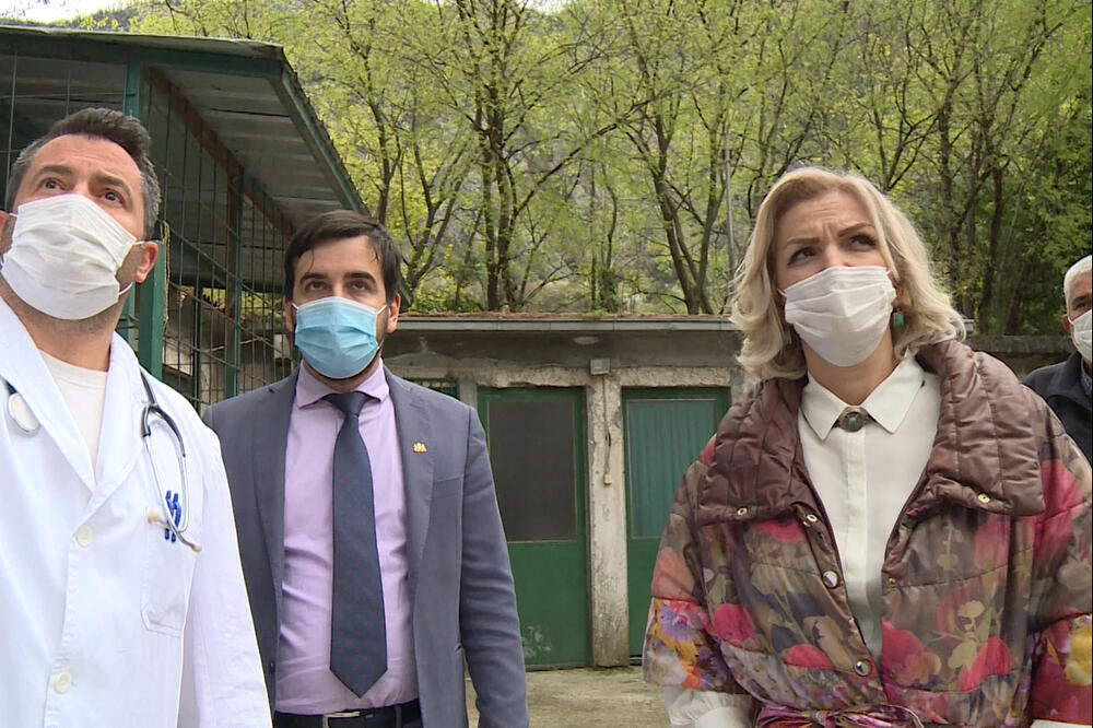 Detalj tokom posjete Borovinić Bojović Kotoru, Foto: Ministarstvo zdravlja