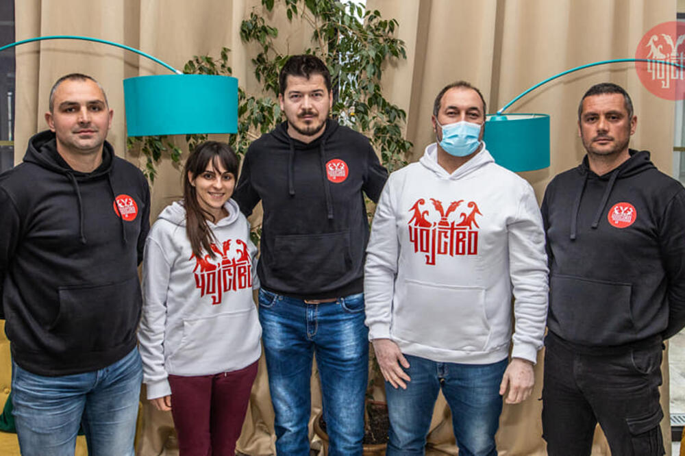 Stijović sa državnom sekretarkom i predstavnicima "Čojstvo", Foto: Ministarstvo poljoprivrede, šumarstva i vodoprivrede